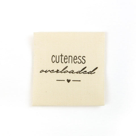 Baumwoll-Label Cuteness Overloaded