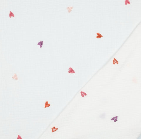 Musselin/Double Gauze “gestickte Herzen“