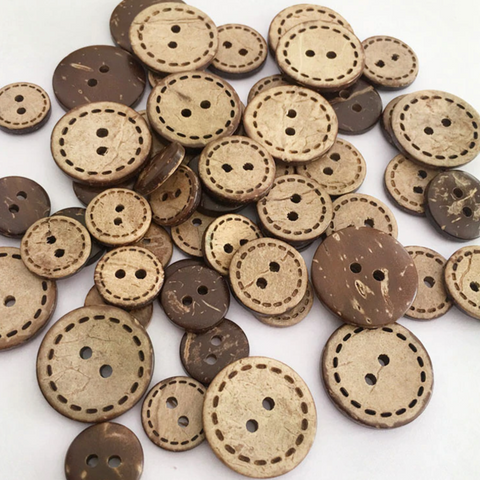 Coconut Button II in various sizes (pack of 5)
