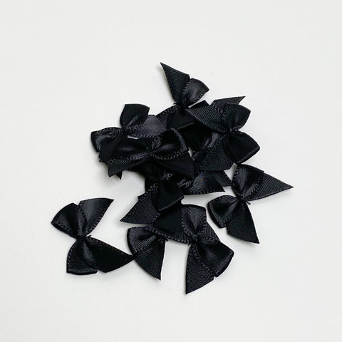 Satin bow "Black"