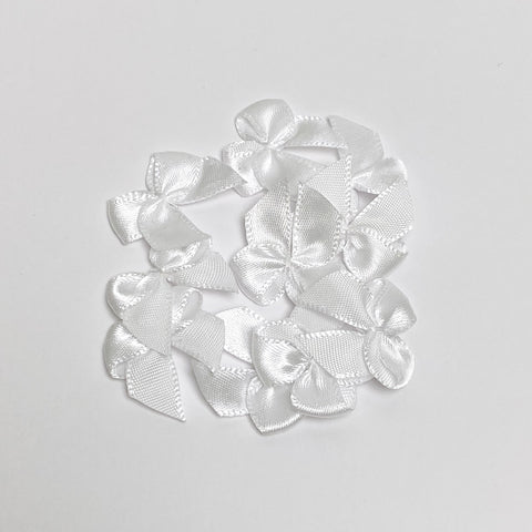 Satin bow "White"