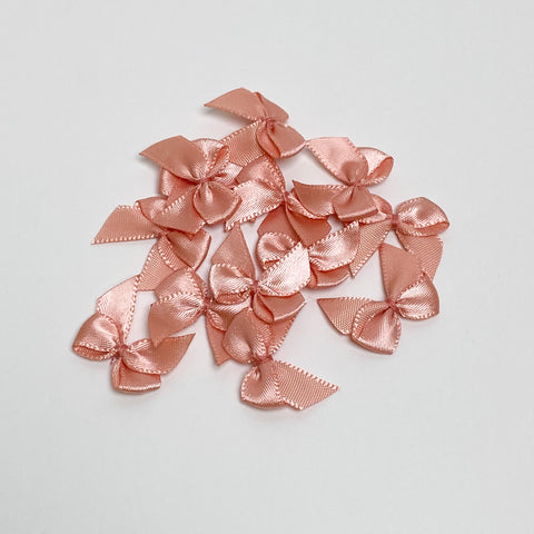 Satin Bow "Salmon"