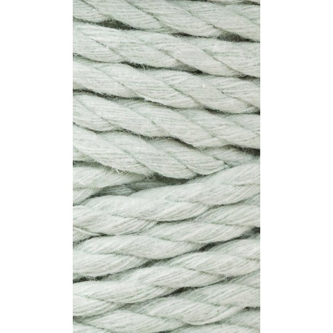 Milky Green / MAKRAMEE-SCHNÜRE 3PLY 5MM 100M